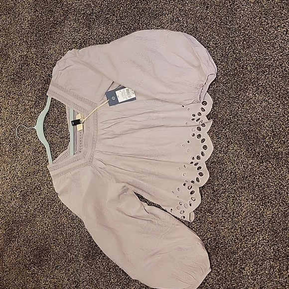 Universal Thread Tops - NWT Universal Thread boho top size XS